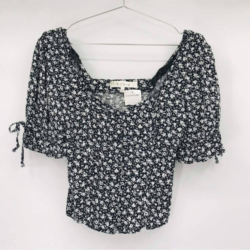 Black and White Floral Crop Top
